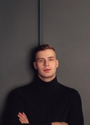 Денис из Владивостока 25 лет