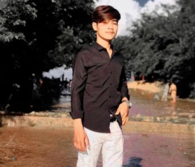 Bro sa, 32, Siem Reap