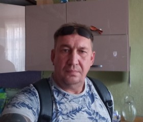 Danila, 52, Saint Petersburg