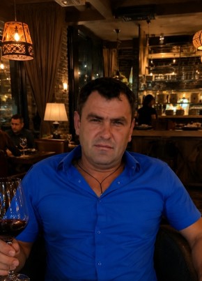 Александр из Астрахани 45 лет