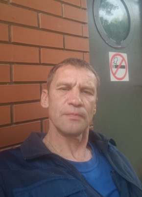 Андрей из Москвы 51 год