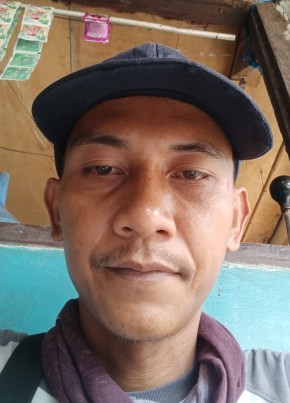 Linglung, 34, Indonesia, Djakarta