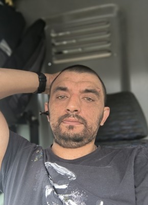 Денис из Наваполацка 37 лет