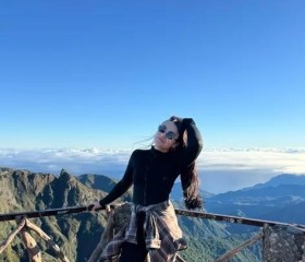 Nina, 24, Hamburg