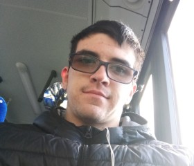 Emmanuel, 26, Dol-de-Bretagne