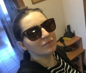 Dasha, 38, Saint Petersburg
