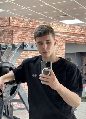 Андрей Романов из Москвы 24 года