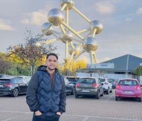 Anas, 23, Brussels