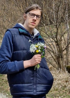 Sebastian, 18, Romania, Reșița