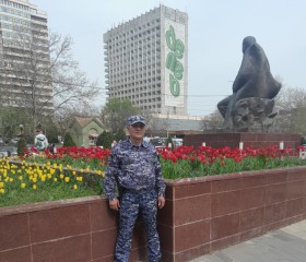 Emir, 50, Makhachkala