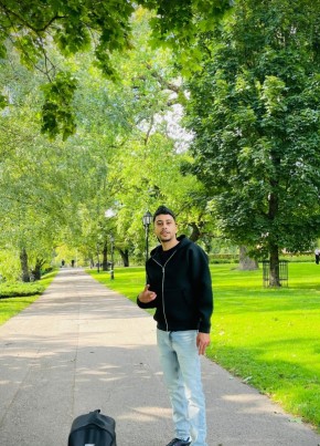 Mohamed из Rīga 25 лет