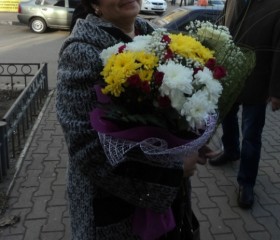 Валентина, 67 лет, Саратов