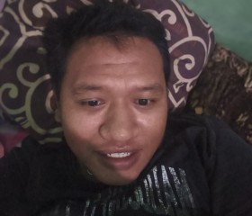 Nanda, 30, Surakarta