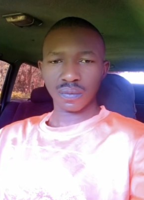 Bethelasi Matia из Iganga 18 лет