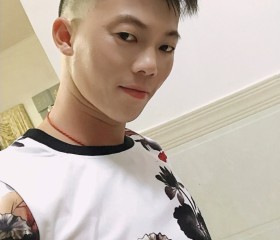 艺艺辉辉, 34, Donghai