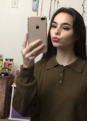 Лиза, 24, Россия, Екатеринбург