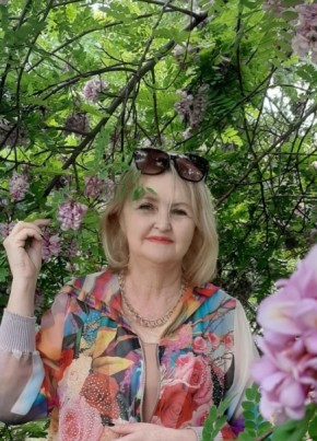 Галина, 64, Россия, Сальск