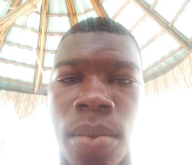 Amadou Jallow, 18 лет, Bathurst