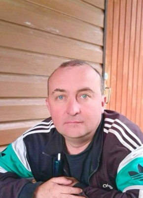 Максим, 46, Россия, Малоярославец