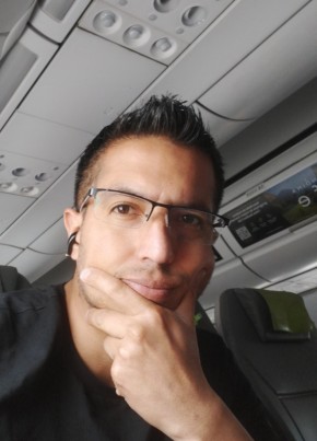 Miguel Ángel, 42, Peru, Lima