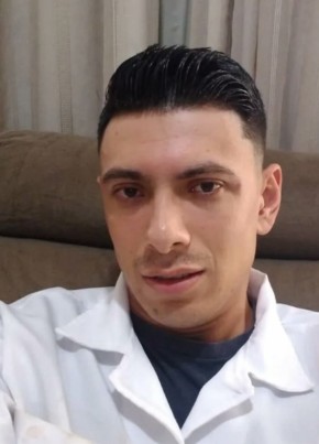 Damon Rodrigues из Joinville 27 лет