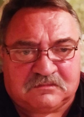 Игорь из Луганска 64 года