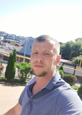 Вадим из Новосибирска 41 год