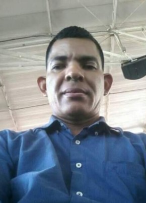 Javier Gómez, 42, República de Colombia, Barranquilla