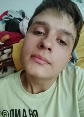 Женя из Chişinău 18 лет
