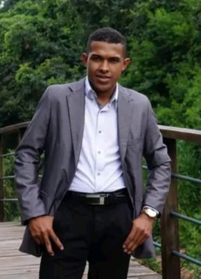 Thiago Santiago, 30, República Federativa do Brasil, Niquelândia