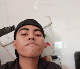 Juan, 18, Playa del Carmen