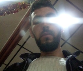 Massi Kabyle, 23, Makouda