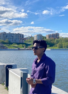 Krishiv Partha из Bundesstadt 23 года