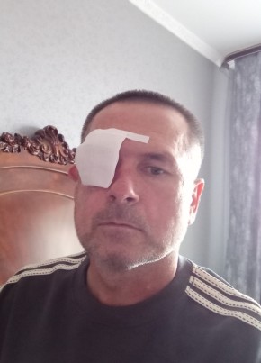 Лео из Лесозаводска 47 лет