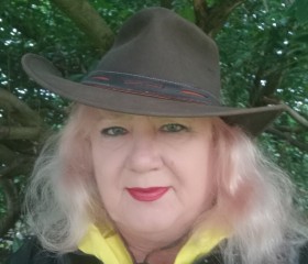 Olga, 67, Swansea