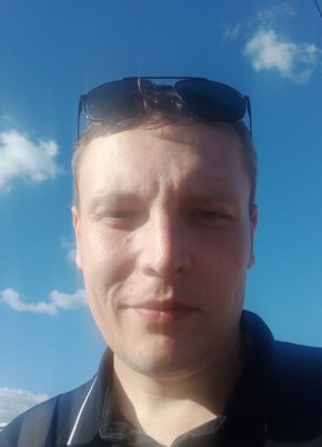Денис, 33, Россия, Тула