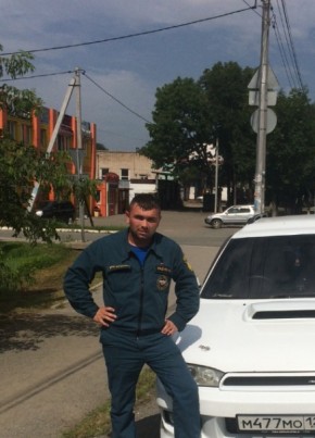 николай, 35, Россия, Трудовое