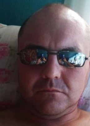 Иван из Самары 47 лет