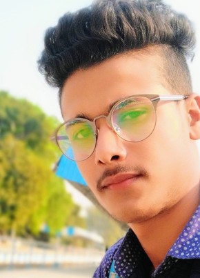 Zishan, 22, India, New Delhi