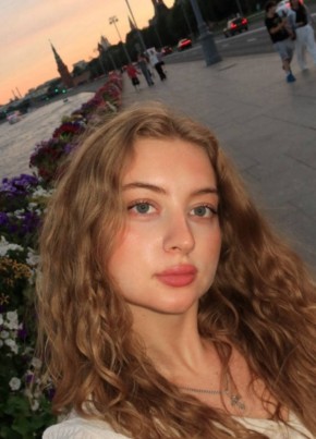 Ксюша из Ярославли 24 года