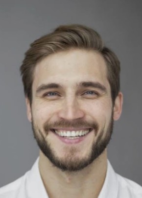 Nikita из Frankfurt am Main 33 года