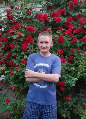 Дмитрийг из Магілёў 48 лет