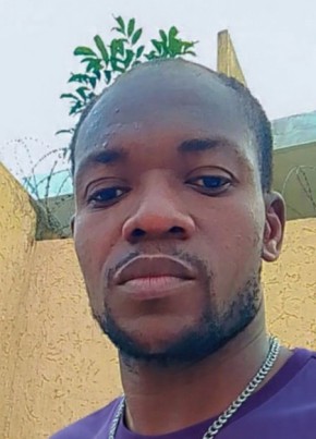 Pacco из Lomé 35 лет