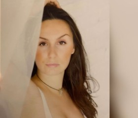 Yuliya Khovanskaya, 40, Ulyanovsk