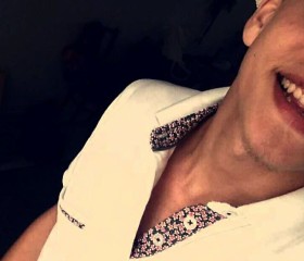 Leo, 29, Dammartin-en-Goele