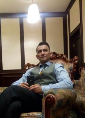 Азателло, 39, Россия, Бураево