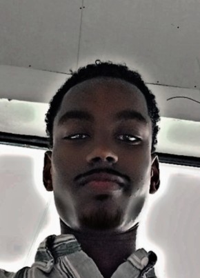 Karaama из Muqdisho 19 лет