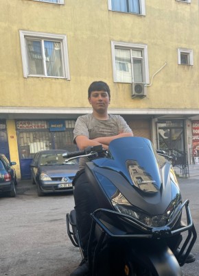 Ahmet, 20, Türkiye Cumhuriyeti, Maltepe