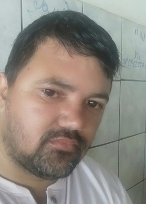 Helio Marcos, 41, República Federativa do Brasil, Brasília