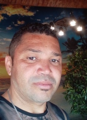 Edson Ribeiro Sa, 40, Brazil, Embu